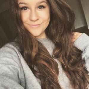 Meet your Posher, Justine